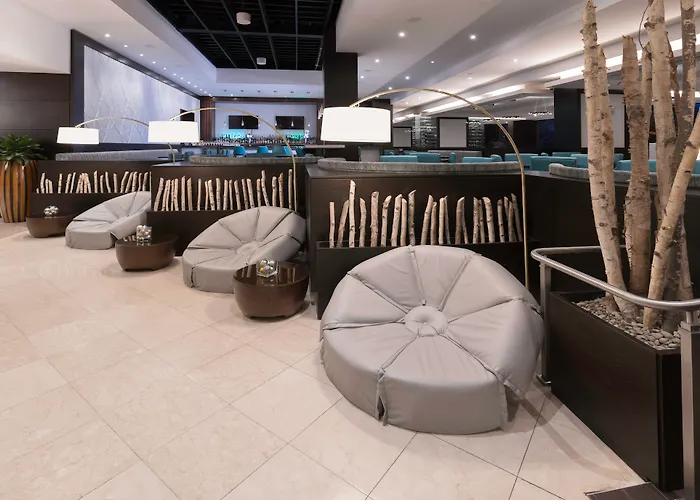 Crowne Plaza Toronto - North York By Ihg