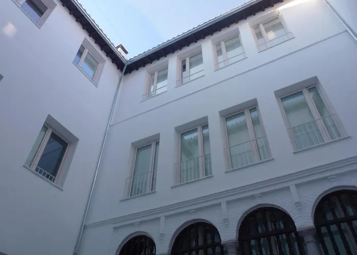 Hotel cerca del colegio: BiBo Suites Oro del Darro
