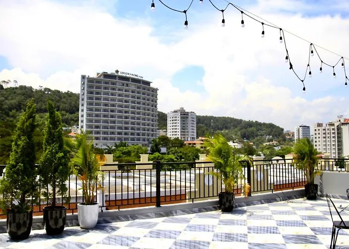 Lucasta Hotel Ha Long
