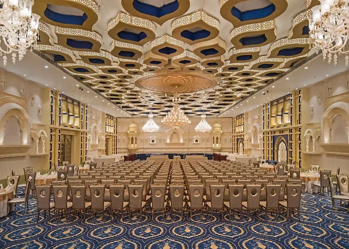 Radisson Blu Udaipur Palace Resort & Spa