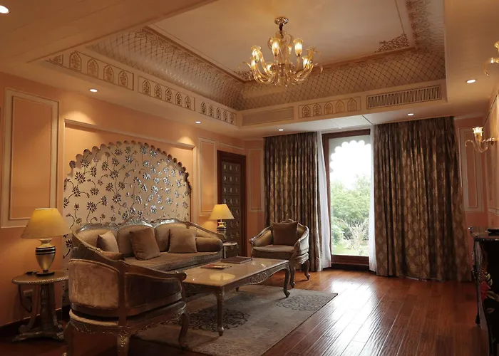 Radisson Blu Udaipur Palace Resort & Spa