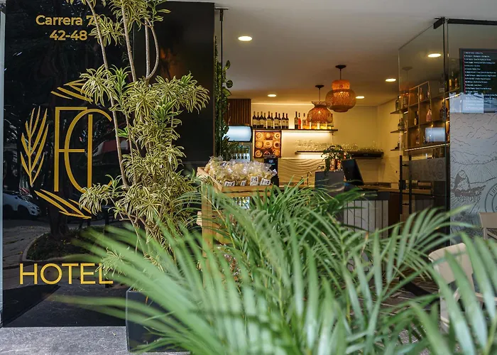 Hotel boutique: First Class Hotel