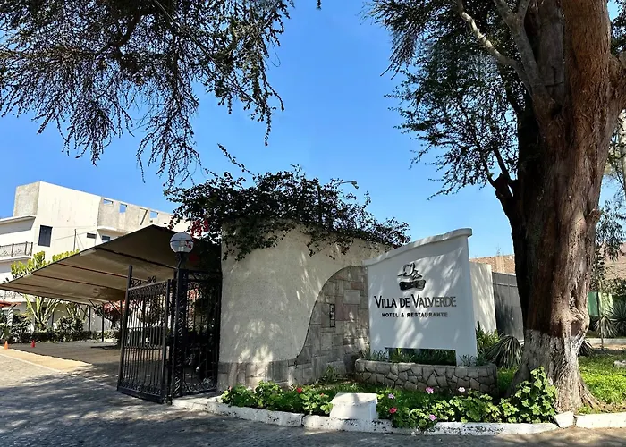 Villa De Valverde