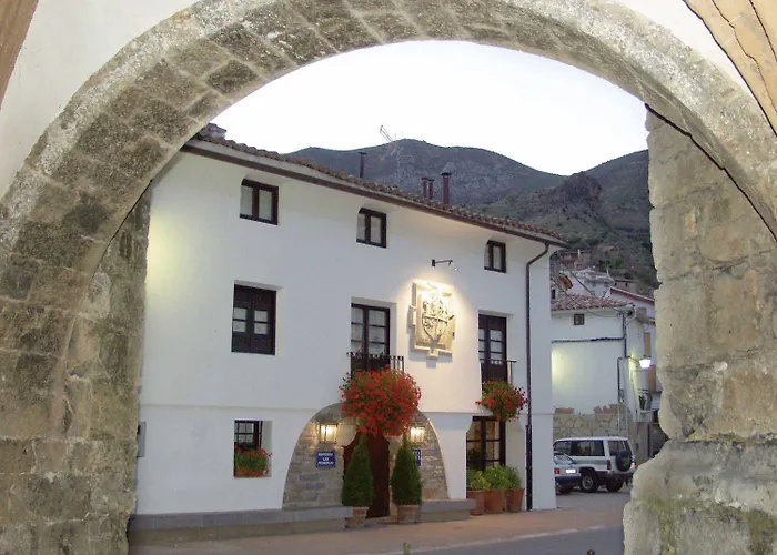  Las Pedrolas