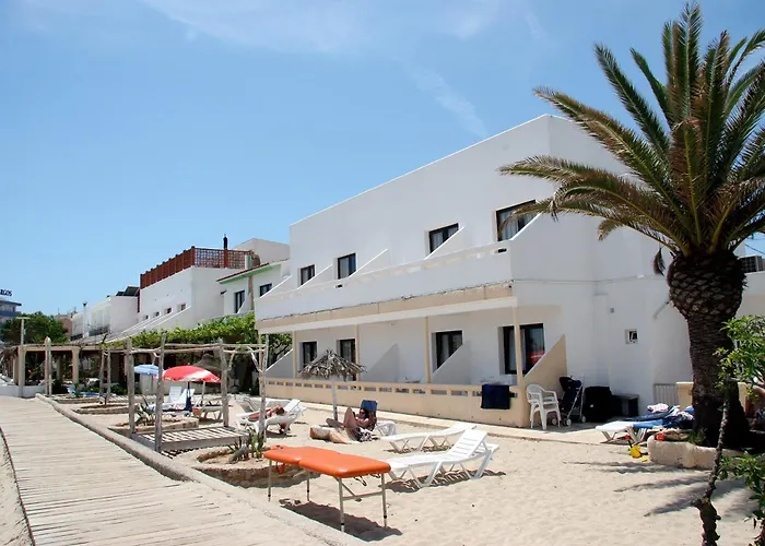 Hotel cerca del aeropuerto: Hostal Talamanca