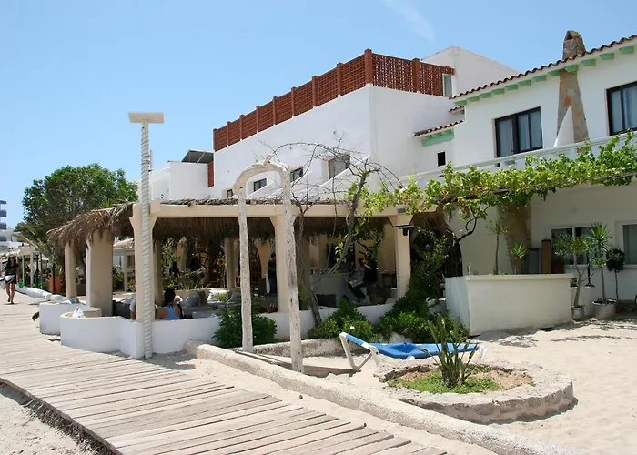 Hotel cerca del aeropuerto: Hostal Talamanca
