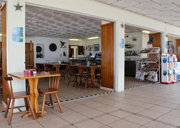 Hotel con tenis: Aeromar Beach Hotel