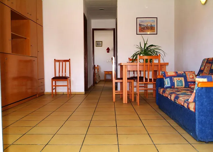 Apartamentos Famara