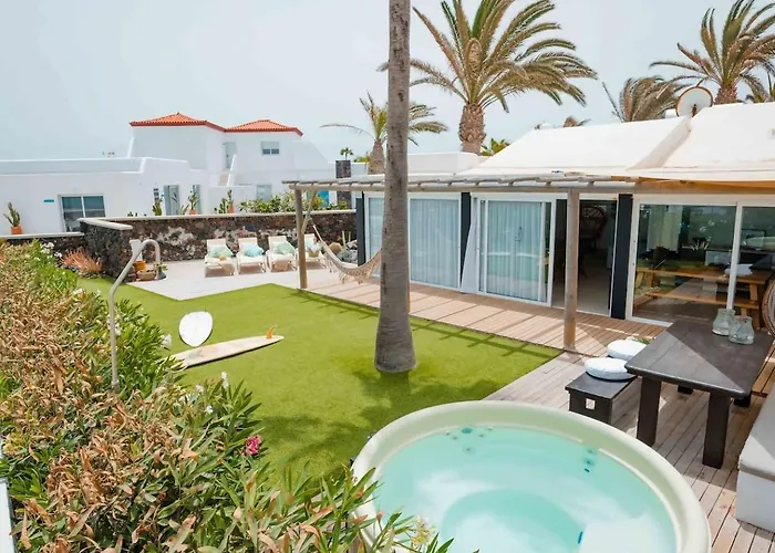Villa Maluhia Frente Al Mar y Jacuzzi Corralejo