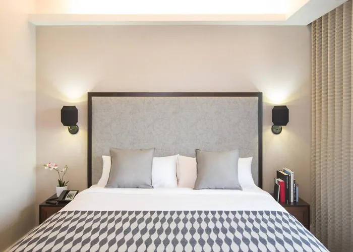 Hotel céntrico: Leon Hotel Les