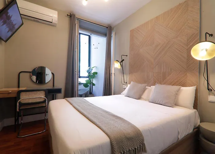 Hotel de 3 estrellas: Suites You Gran Vía