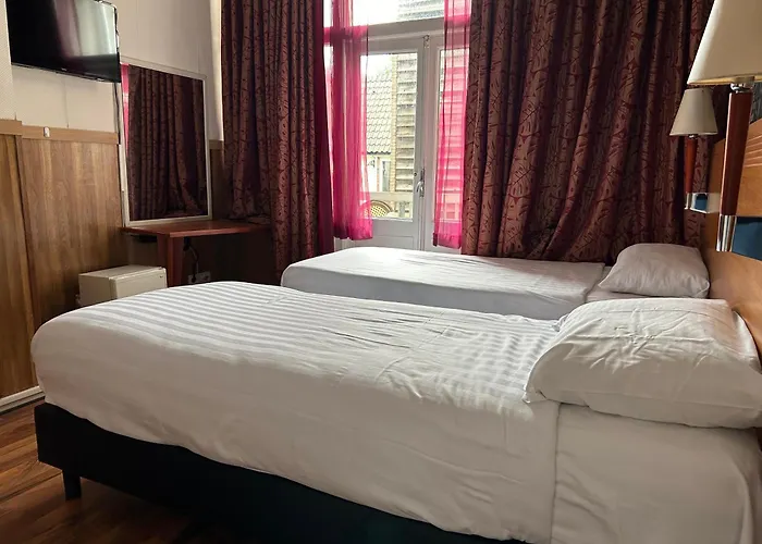 Hotel de 3 estrellas: Hotel Isis