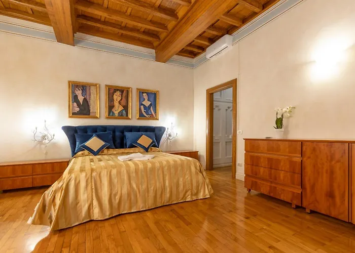 Pantheon Suites In Rome
