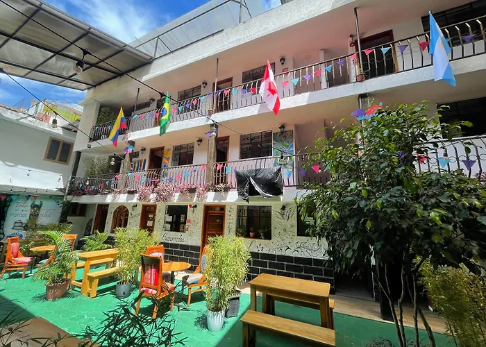 El Jardín Escondido by Soma
