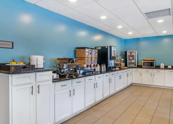 Country Inn & Suites By Radisson, Rossford - Toledo South