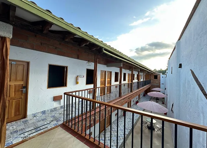 Hotel Santa Laura
