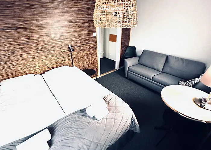 Carlstadcity H Boutique l