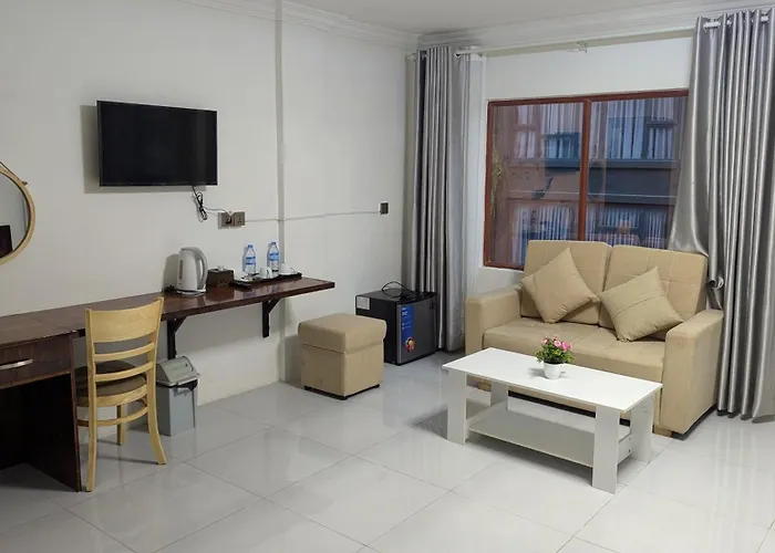 Hotel cerca del aeropuerto: Empire House, Phnom Penh