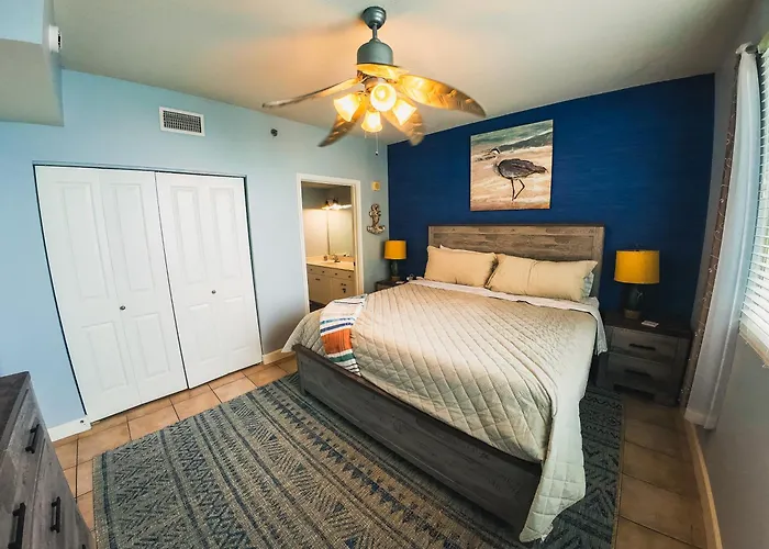 Updated Beach Condo At The Shores Of Panama Condos - Unit 918