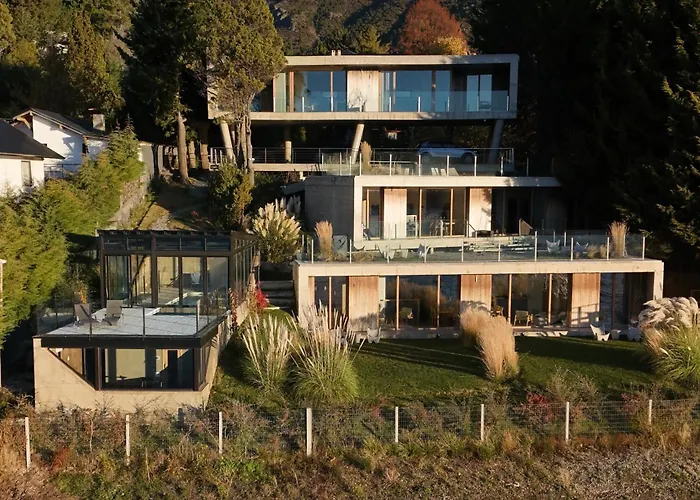 Wa One Lake Homes