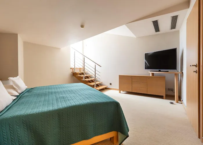 Roset Hotel&Residence