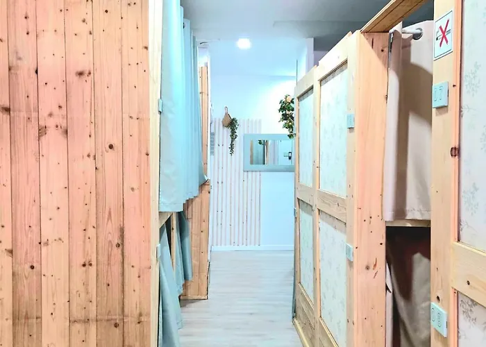 Hostel Bretema
