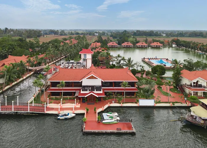 Sterling Lake Palace Alleppey