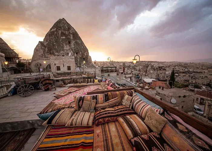 Charming Cave Hotel