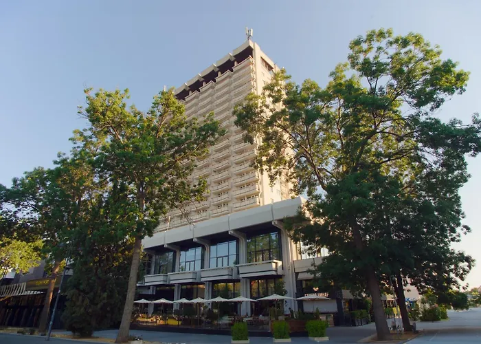 Hotel Cherno More