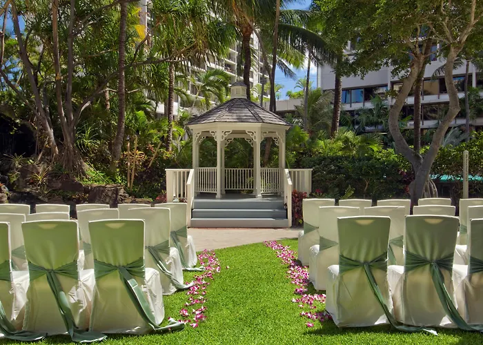  Hilton Waikiki Beach & Spa