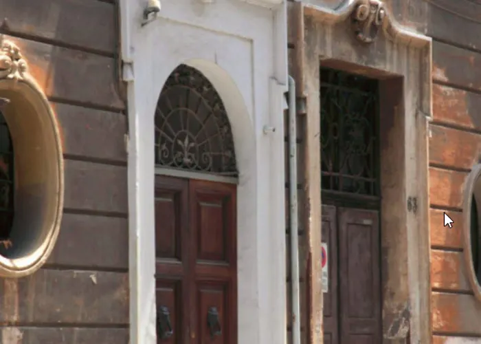 Hotel De Monti