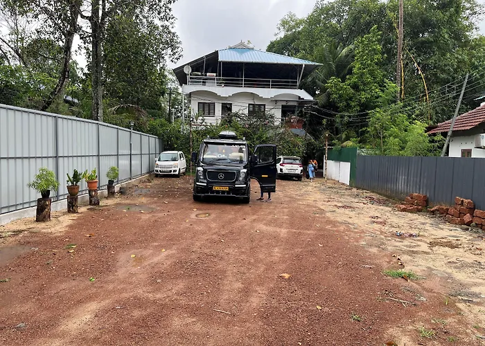 Marari Beach Villas