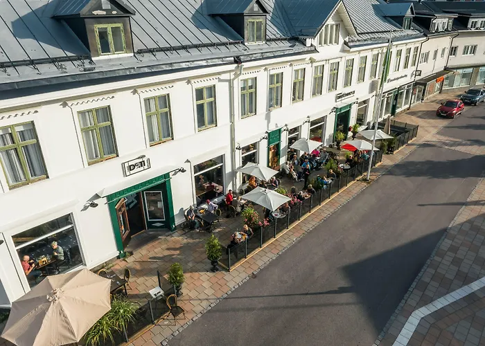 l Drottninggatan 11
