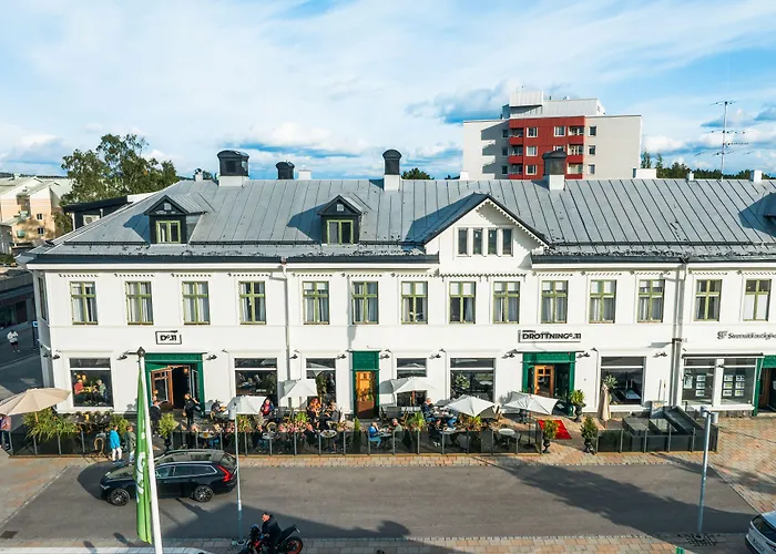 l Drottninggatan 11