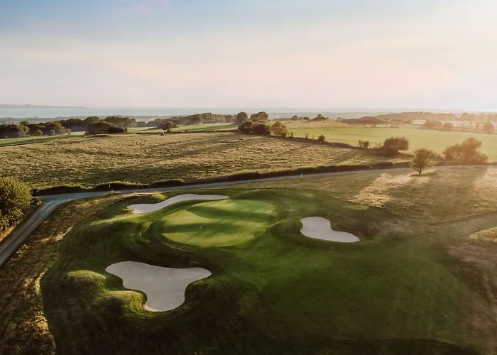 Bjaere Golfklubb & Lodge