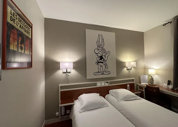 Logis Hotel Restaurant Le Monarque
