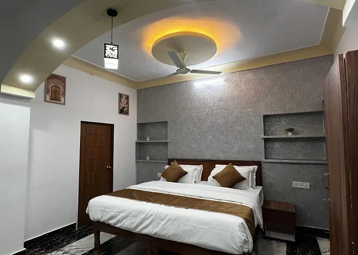 The Vasu Villa Stay 24 , A City Centre Homestay