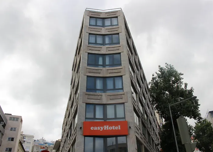  Easyhotel Lisbon