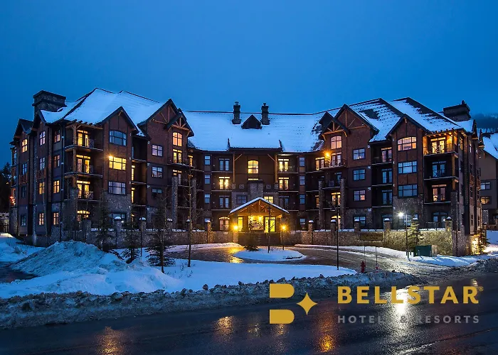 Glacier Mountaineer Lodge