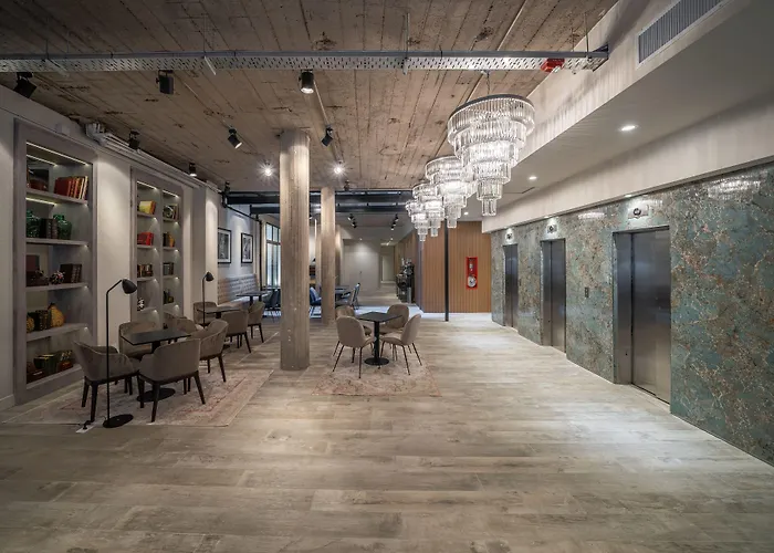 Efe Hotel & Cowork