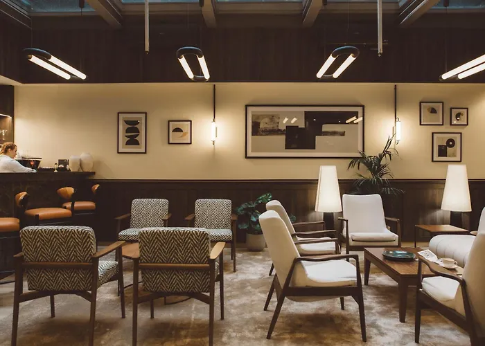 Hotel cerca del colegio: Honest Budapest By Chic & Basic