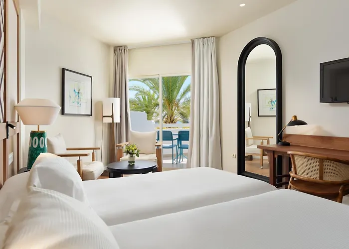 Resort: H10 Estepona Palace