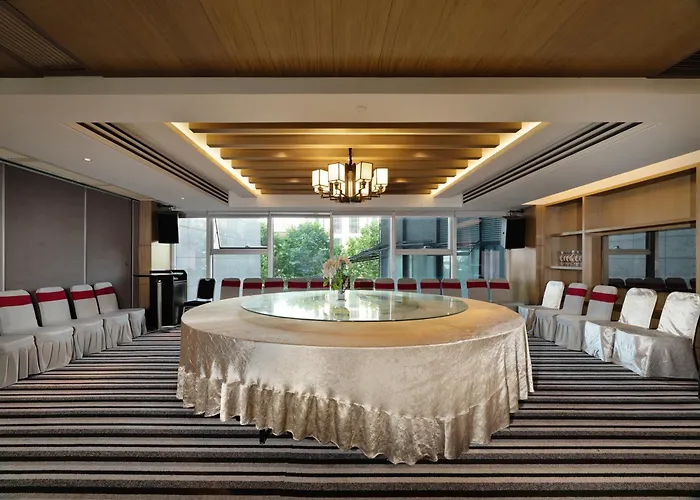 Rhombus Park Aura Chengdu Hotel