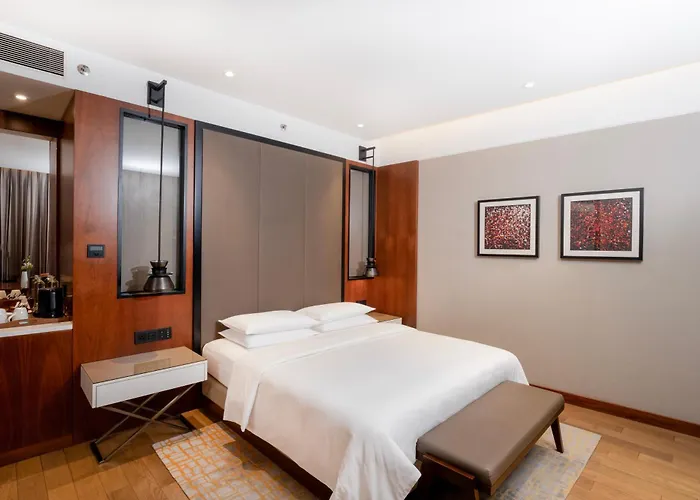 Grand Hyatt Kochi Bolgatty