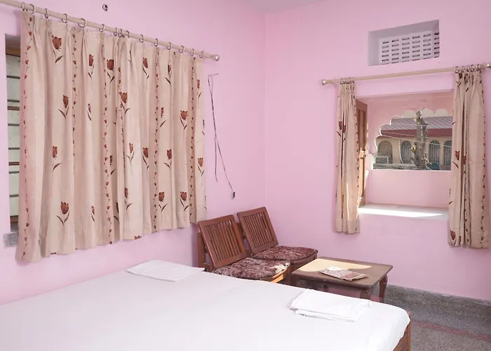 Hotel Karni Niwas