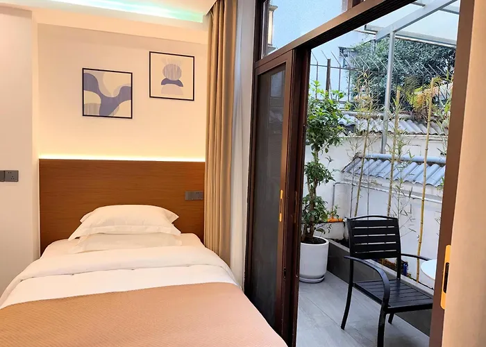 Li River Resort Villa Hotel