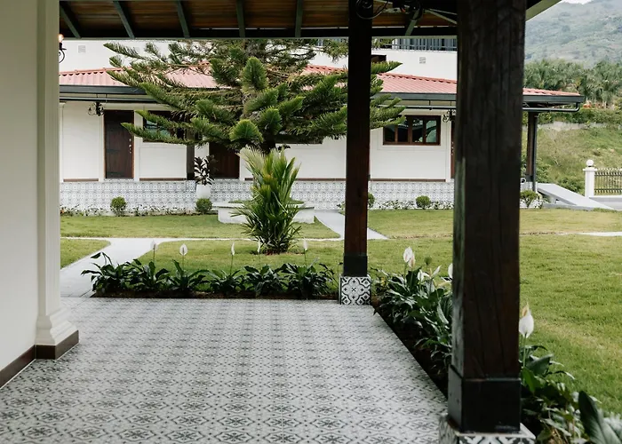 Hotel Catleya Royal Club
