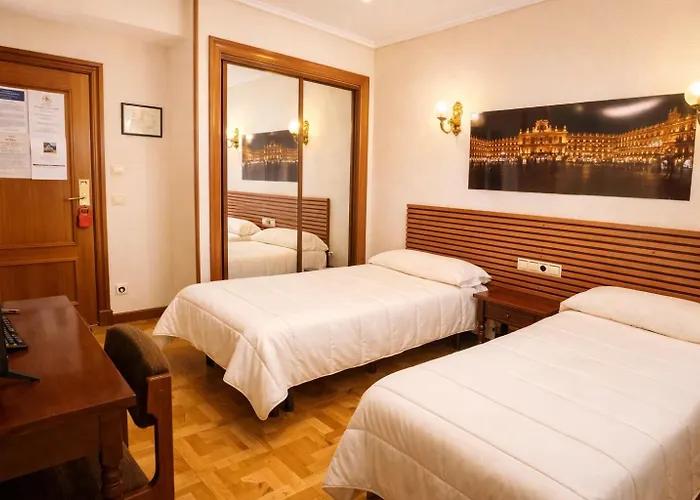 Hotel: Hotel Castellano I