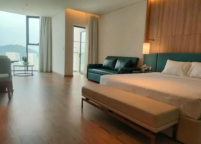 Tomstay Residence By A La Carte Ha Long