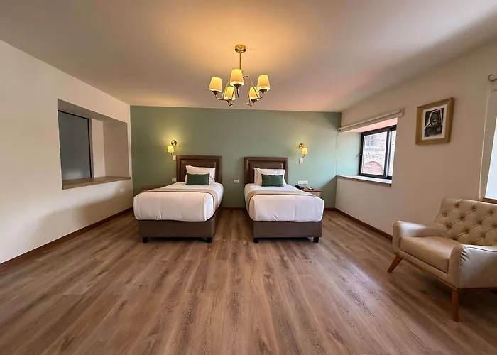Hotel Monasterio San Pedro